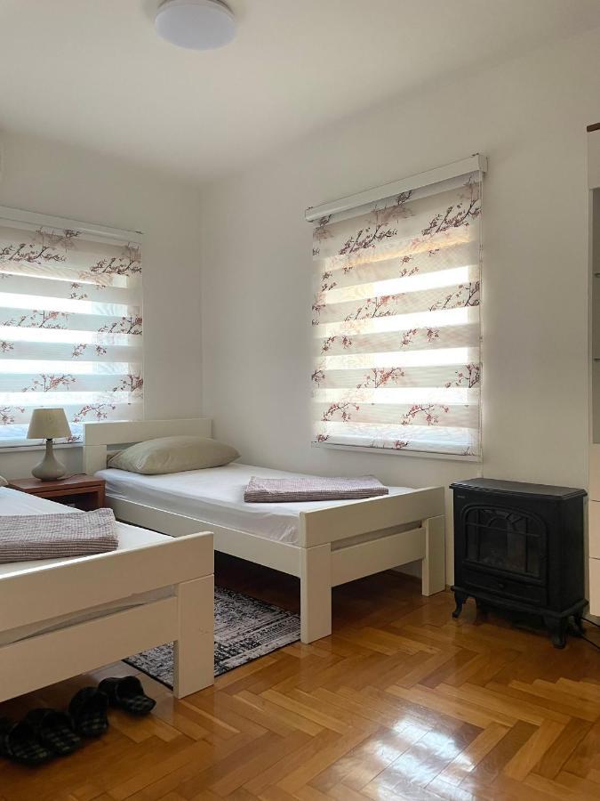 Guest house For
